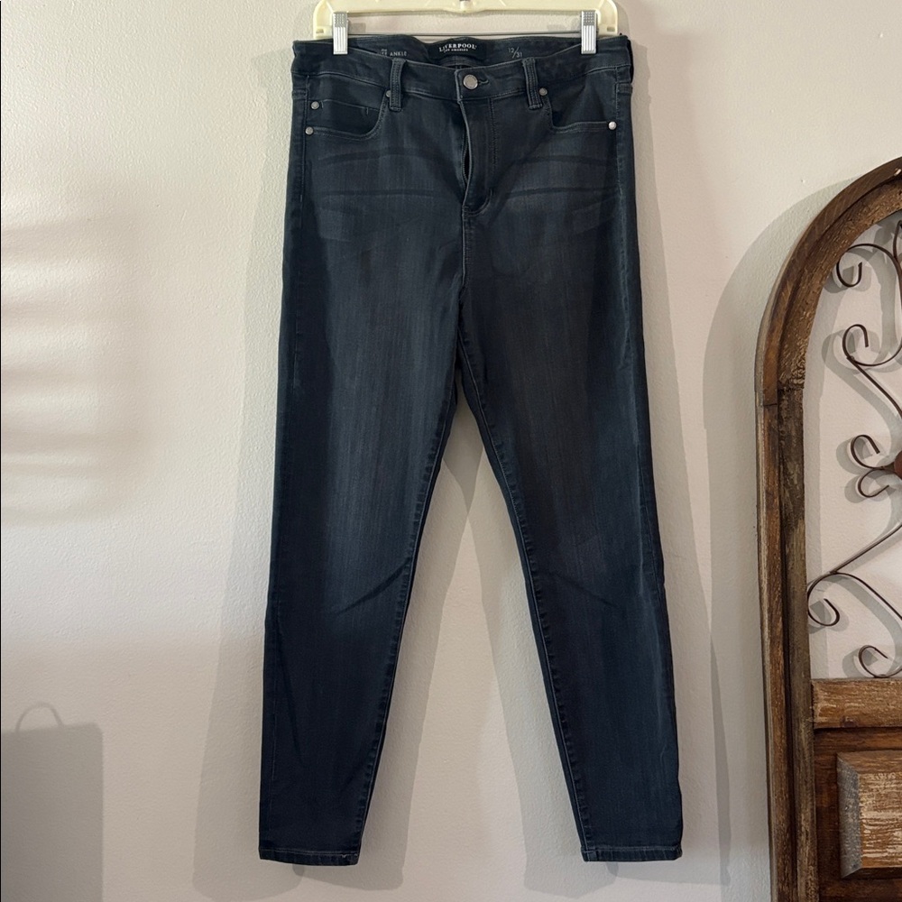 Liverpool Gray High-Rise Ankle Jeans